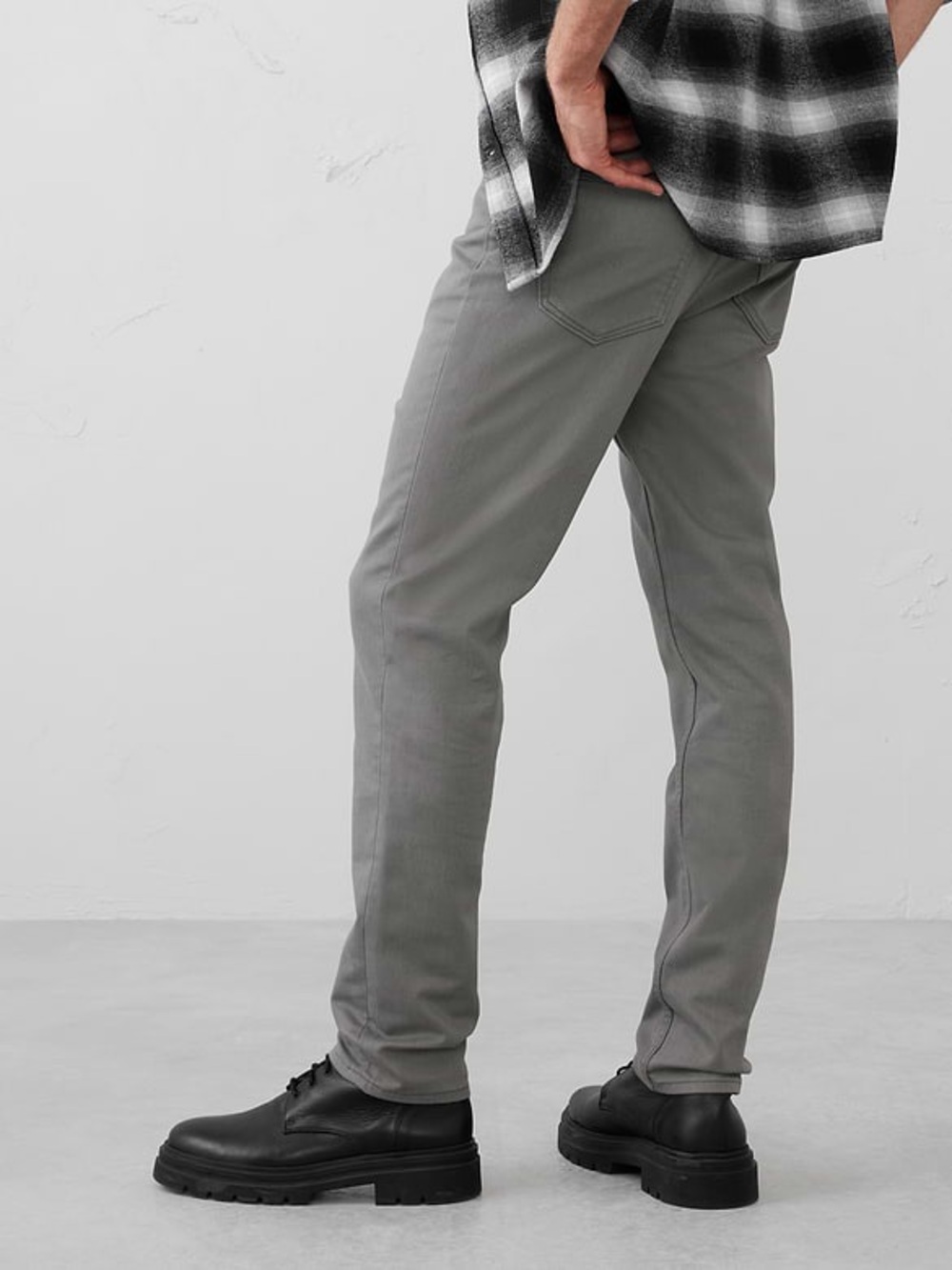 Banana Republic Men's Chinos in Gray